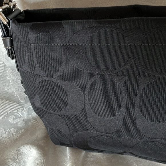 Coach Signature Collection Crossbody Hobo Bag Like New! Price Drop! - Picture 8 of 13